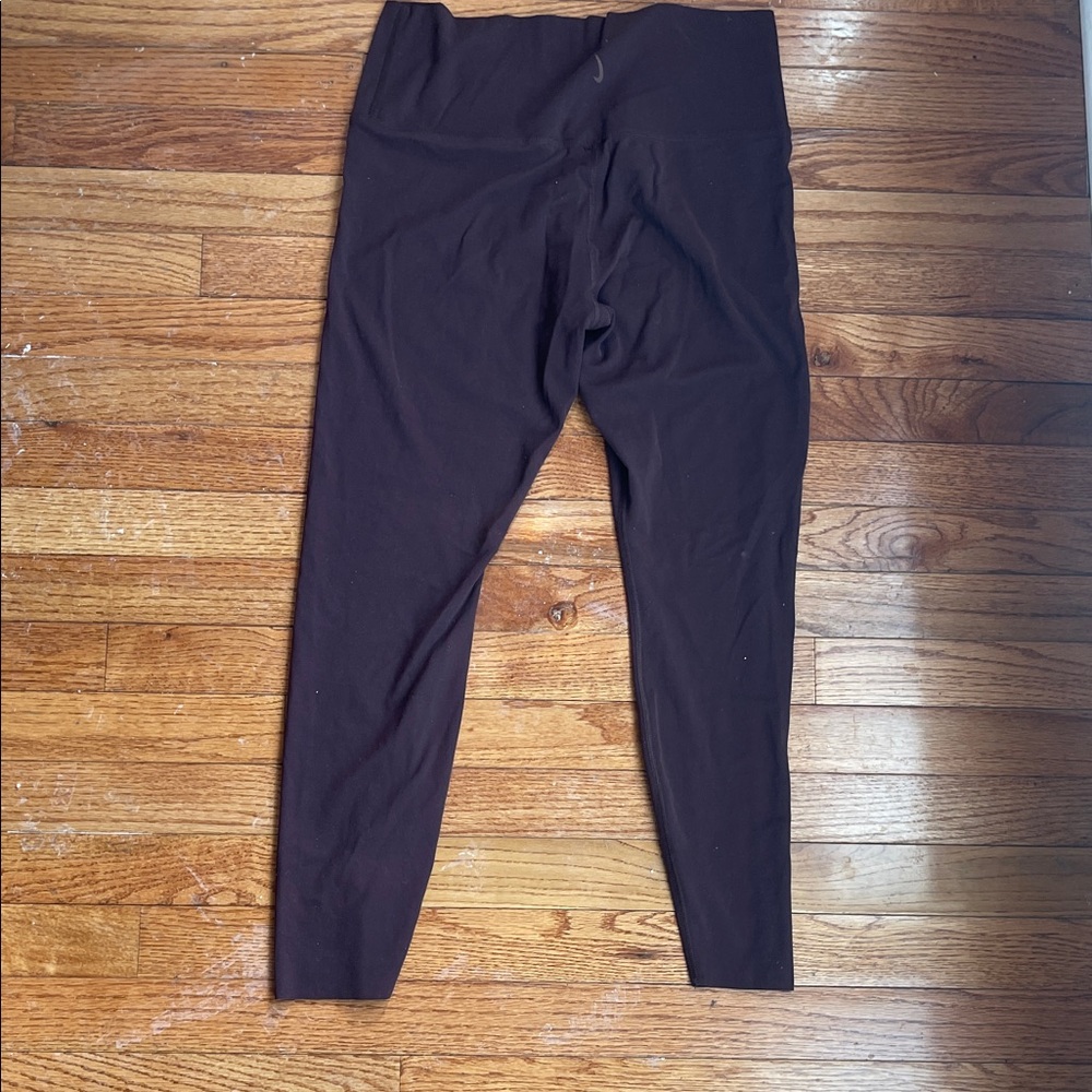 Nike Brown High-Waisted Leggings